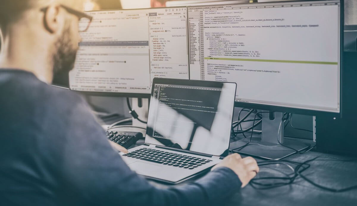 Контрактная разработка программного обеспечения на платформе Лоцман.PLM